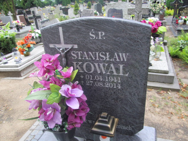 Stanisław Kowal (z eksh.) 1941 Żagań - Grobonet - Wyszukiwarka osób pochowanych