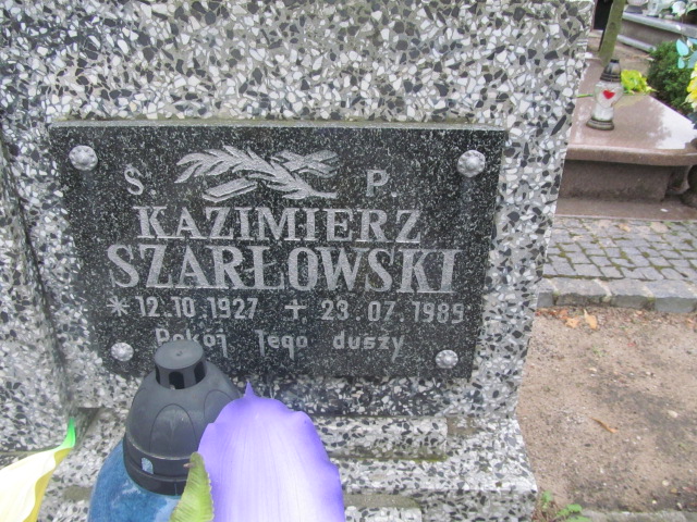 Grób Kazimierz Szarłowski