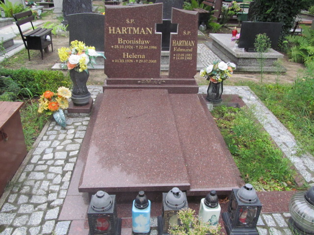 Grób Bronisław Hartman