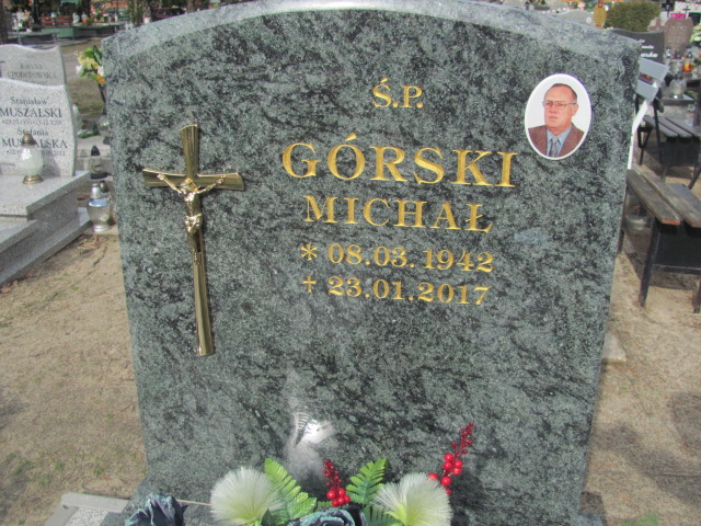 Grób Michał Górski (z eksh.)