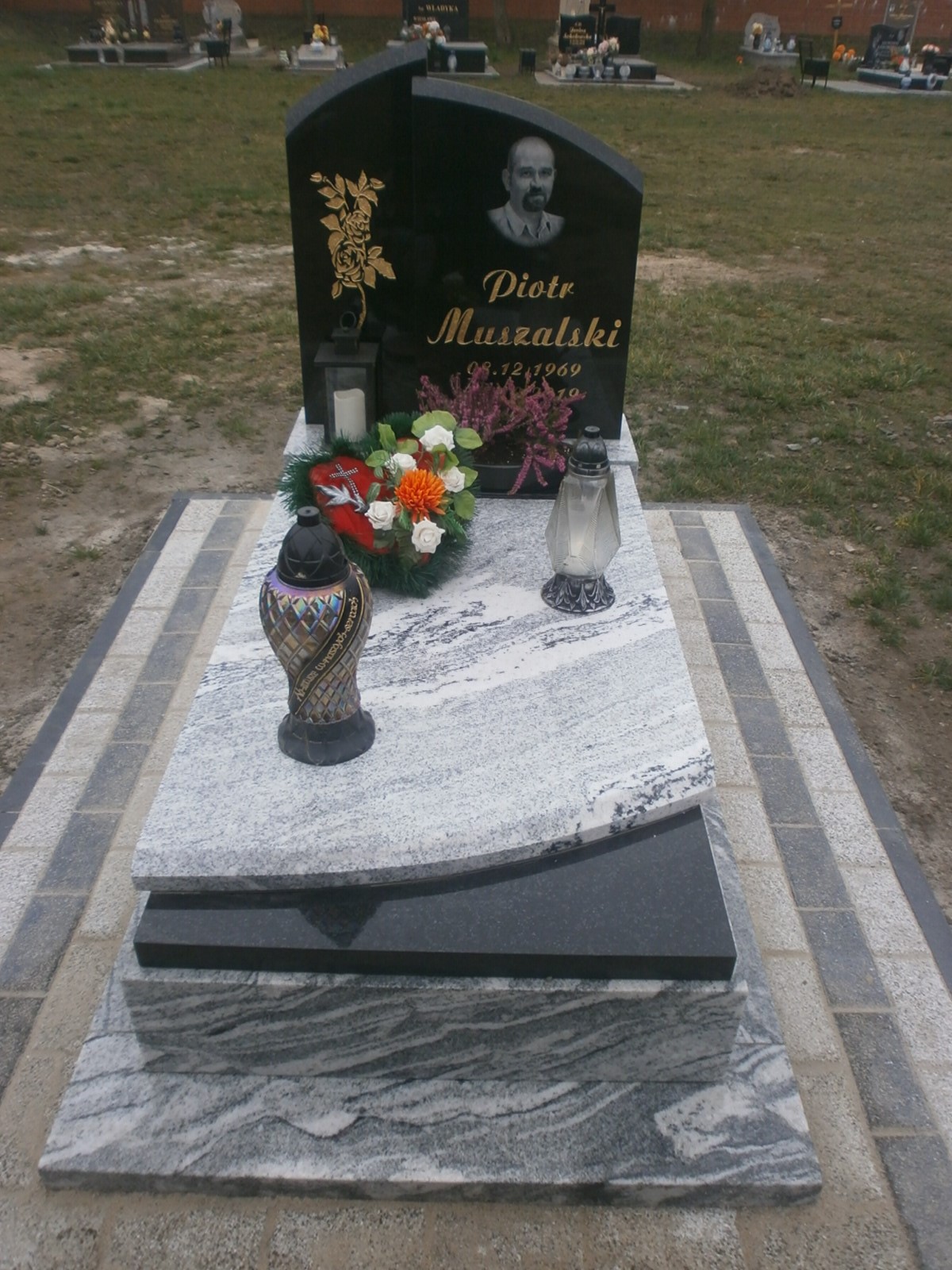 Piotr Muszalski 1969 Żagań - Grobonet - Wyszukiwarka osób pochowanych