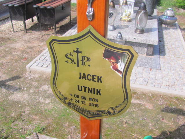 Jacek Utnik 1978 Żagań - Grobonet - Wyszukiwarka osób pochowanych
