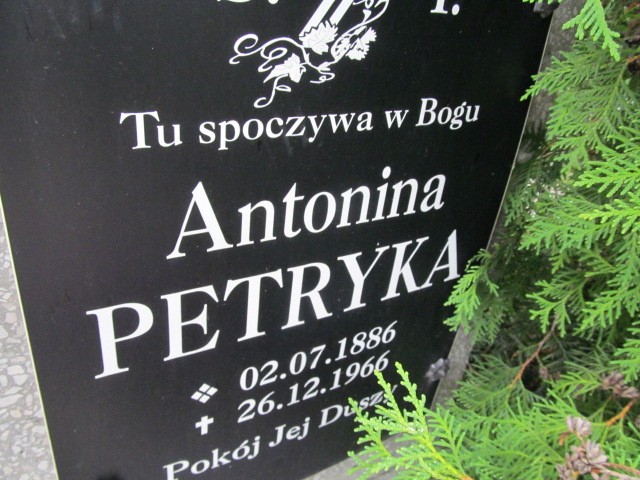 Antonina Petryka 1886 Żagań - Grobonet - Wyszukiwarka osób pochowanych