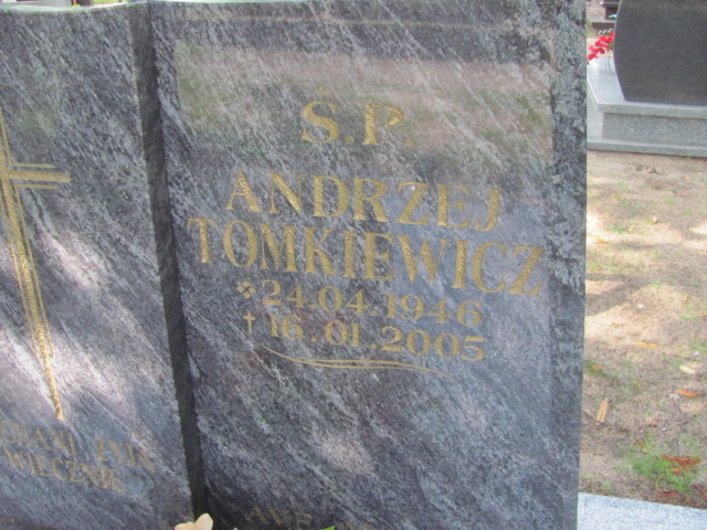 Grób Andrzej Tomkiewicz